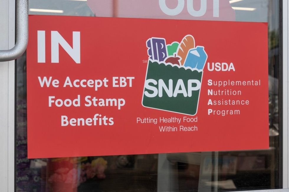 SNAP sign outside grocery store