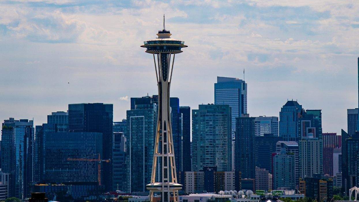 space needle seattle skyline