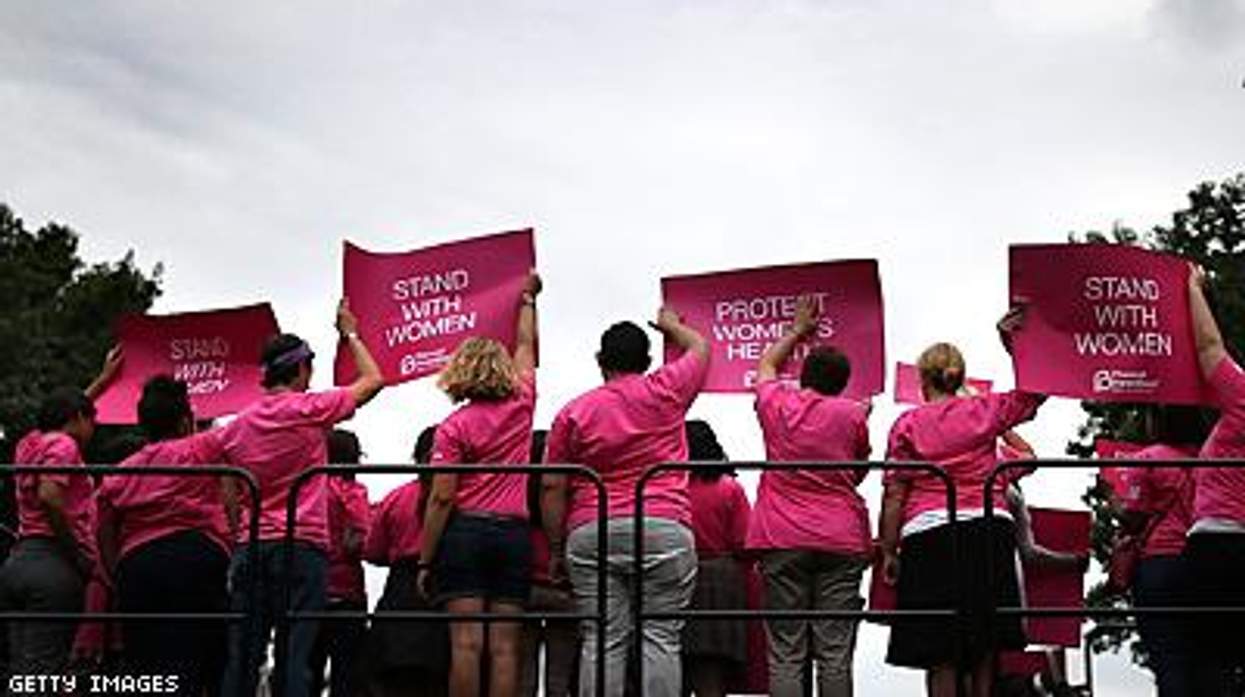 Stand_with_womenx400_0