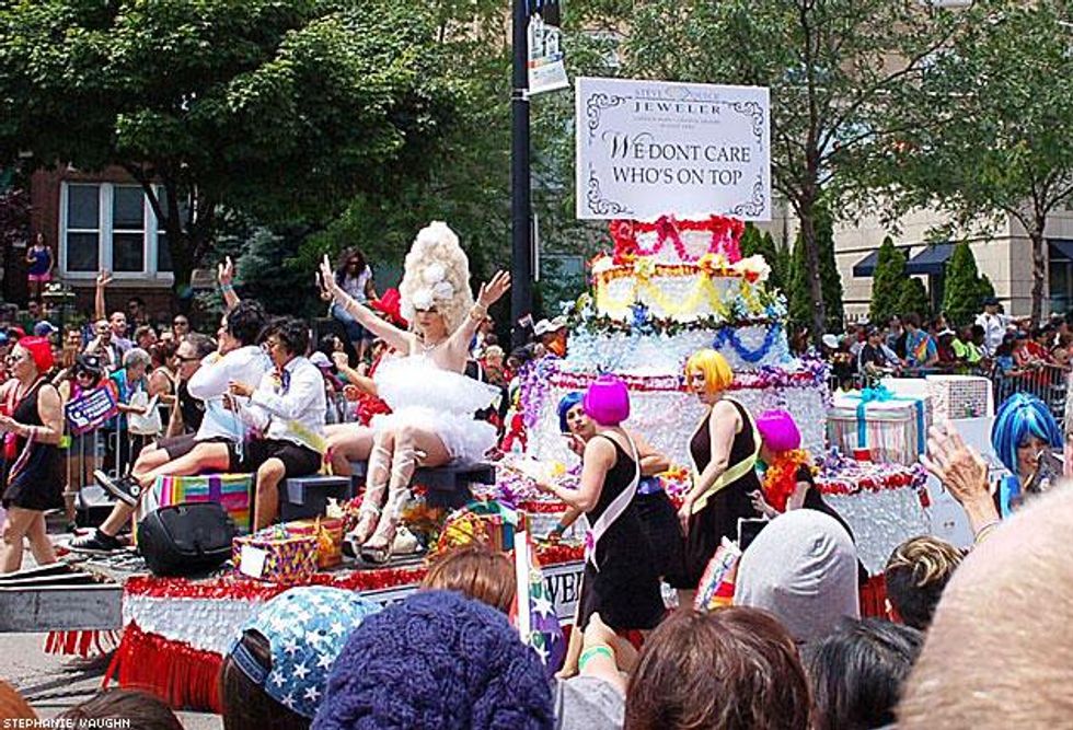 Stephanie-vaughn03x633_0