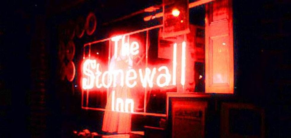 Stonewall_innx633