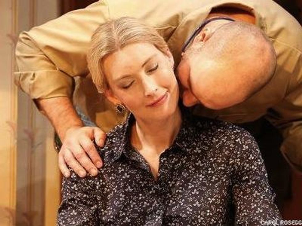 Stoolatendofbarx400_0