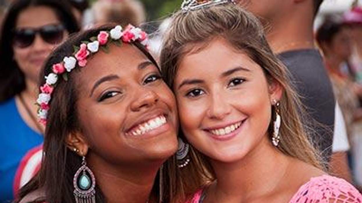 Study--women-more-likely-to-be-bisexual-than-menx400