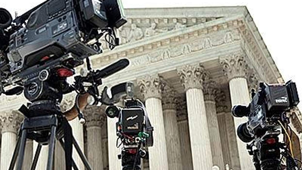 Supreme_court_camerasx400