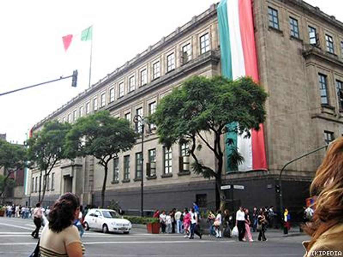 Supreme-court-mexico-x400