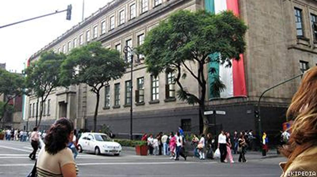 Supreme-court-mexico-x400