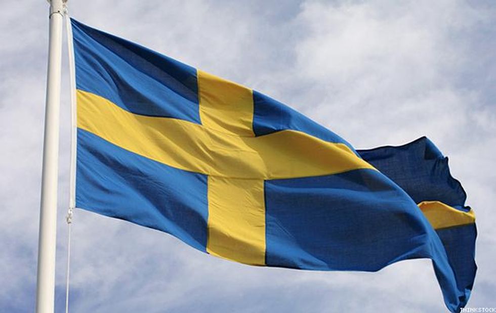 Sweden-flag-x633_0