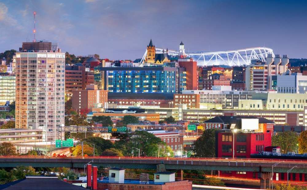 Syracuse skyline at night