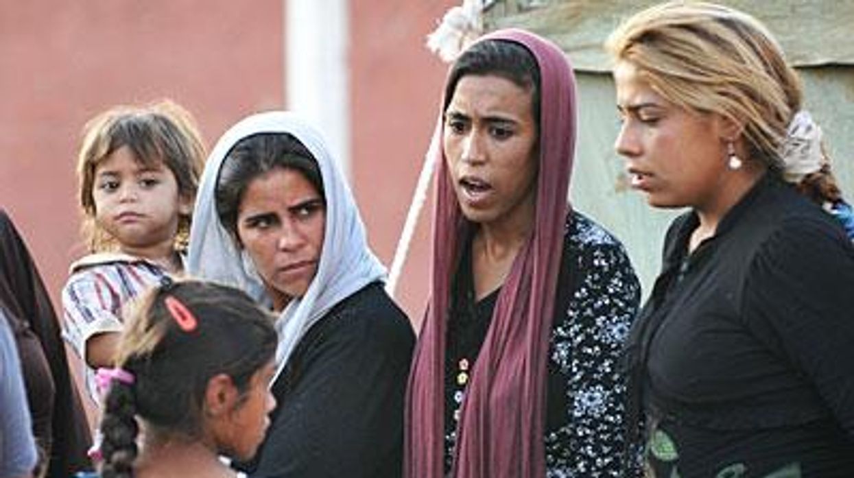 Syrian_refugeesx400_0