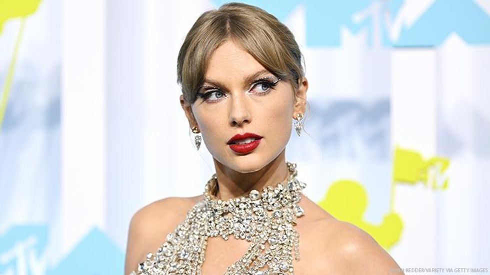 Taylor Swift Midnights Glitch Lyrics Blanket | Taylor Swift Eras