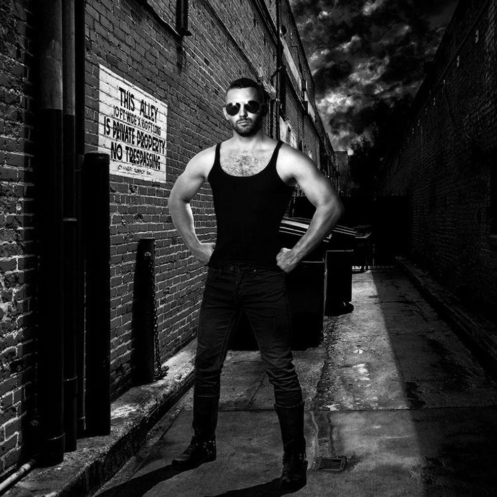 The Alley by Eric Lanuit - Tom's World - Thomas