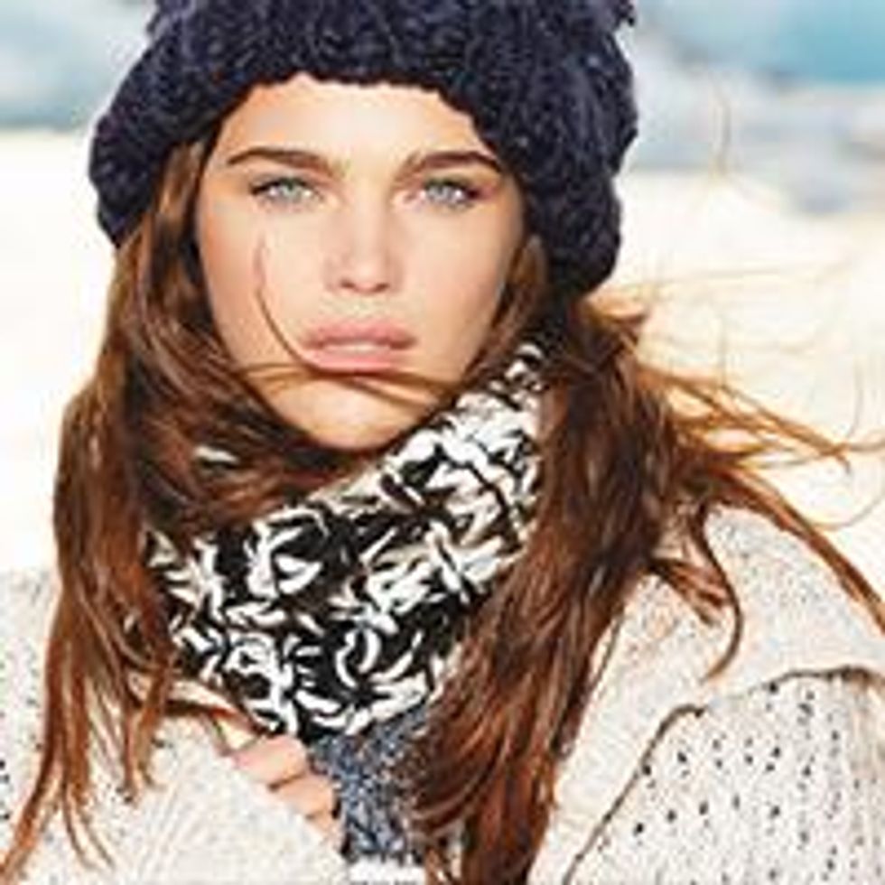 The-cozy-canadian-sweaters-from-garage_0