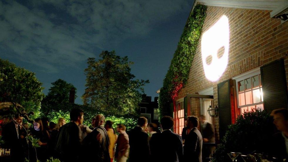 HRC uses Grindr to target Washington’s White House Correspondents’ Dinner power crowd