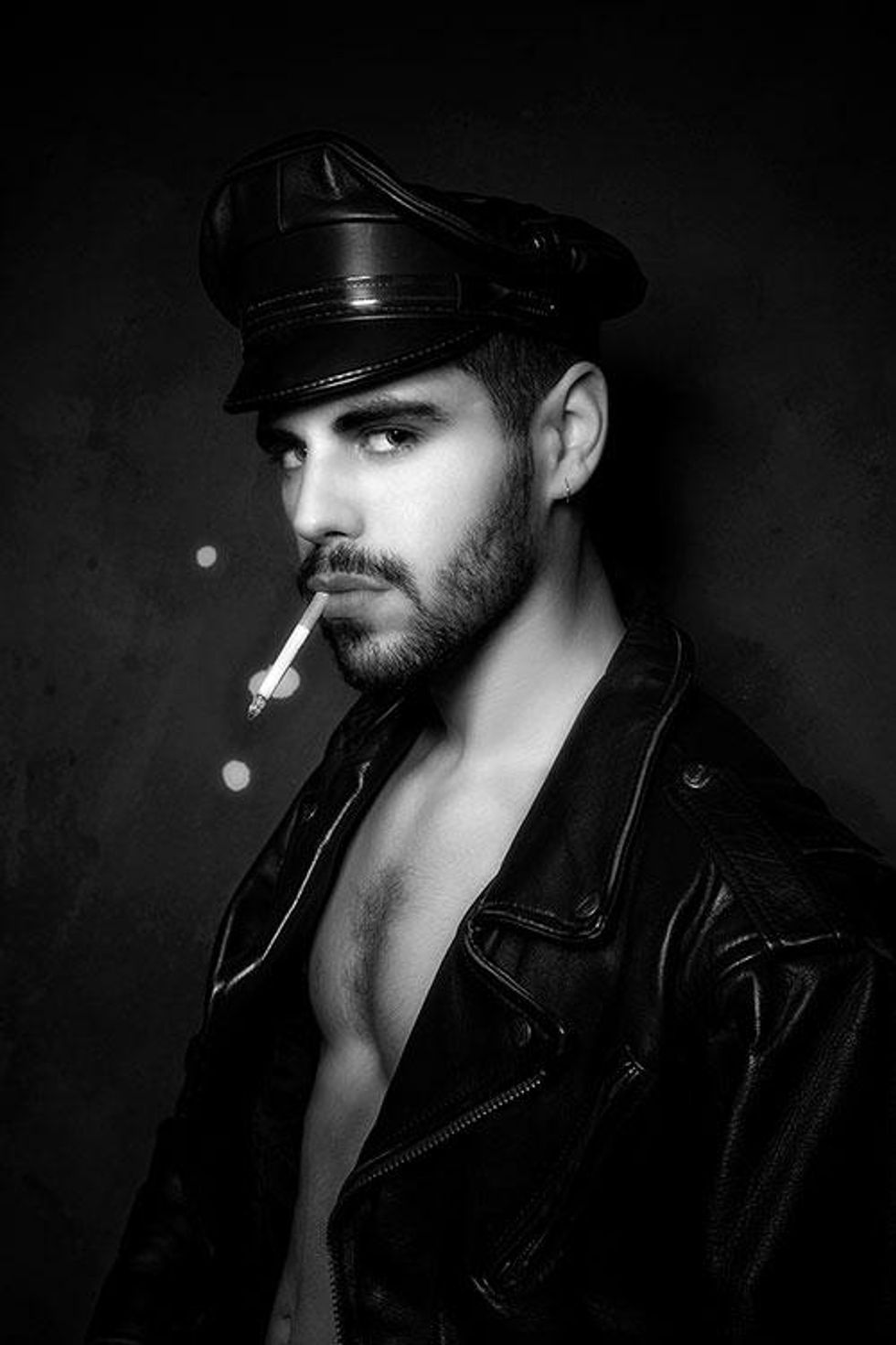 The Smoke by Eric Lanuit - Tom's World - Valentin