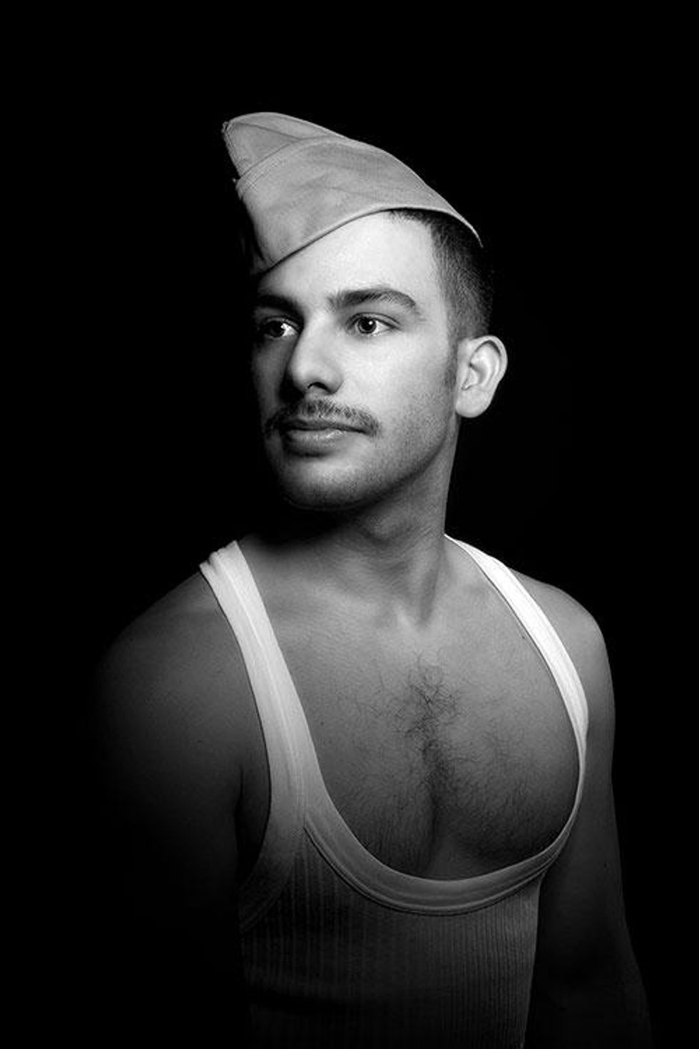 The Tank Top 1 by Eric Lanuit - Tom's World - Dorian