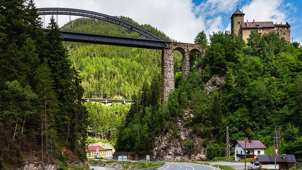 The Trisanna Bridge carries the Arlberg railway over the Trisanna Gorge near Pians, Austria