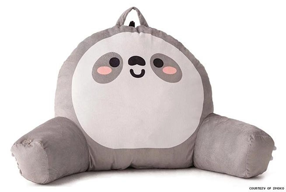The Vibrating Sloth Plush Chair from Smoko