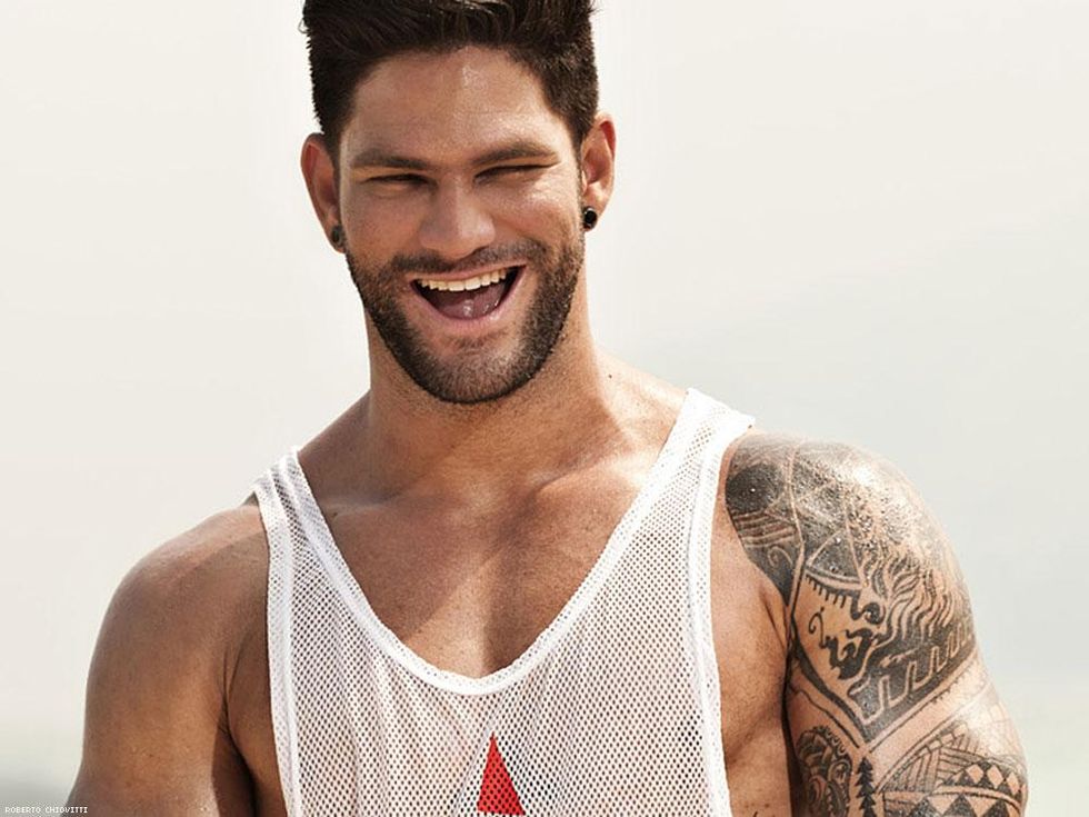 Thuan by Roberto Chiovitti