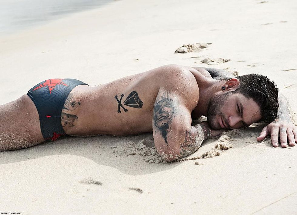 Thuan by Roberto Chiovitti