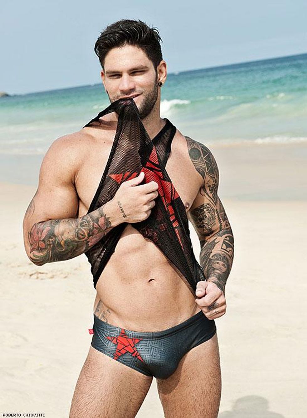 Thuan by Roberto Chiovitti