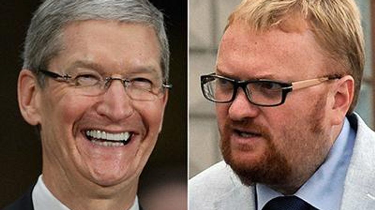 Tim-cook-and-vitaly-milonov-x400