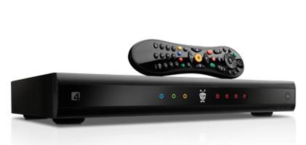 Tivopremiere4_rf_wremote_300rgb