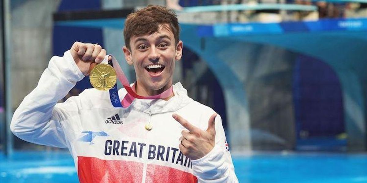 Gay Diver Tom Daley Wins First Gold Medal Vows To Carry On gay-diver-tom-daley-wins-first-gold-medal-vows-to-carry-on