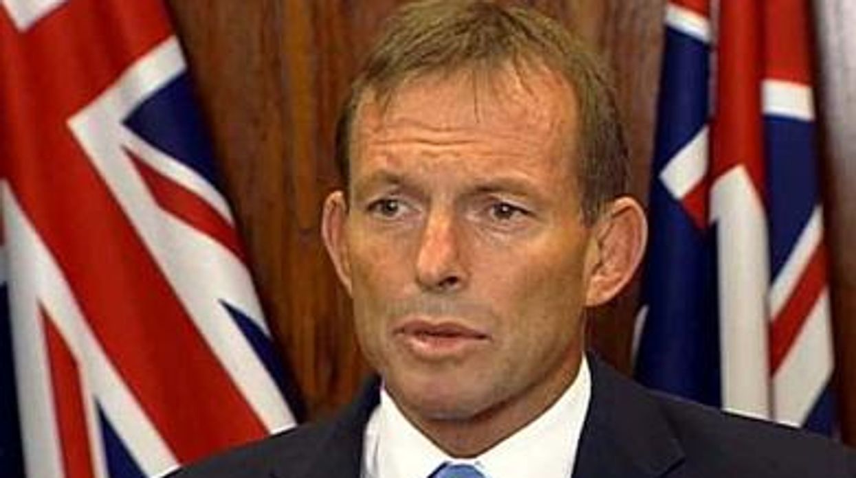 Tony_abbottx390_0