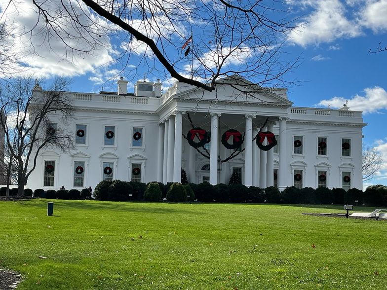 Photos: White House 2023 holiday decorations - Axios Washington D.C.