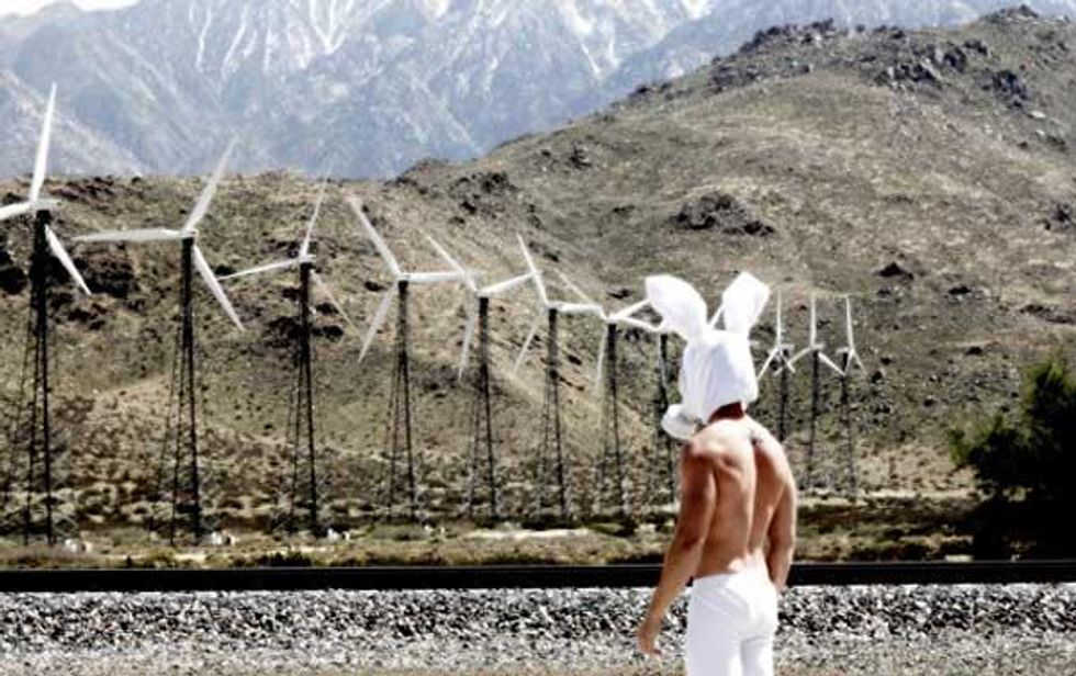 Toxic-bunny-1-facebook-alexander-guerrax600