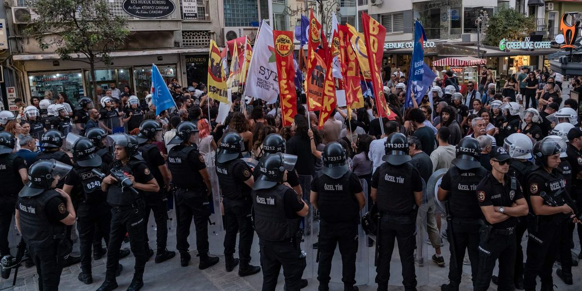 Turkey Detains Numerous Individuals in Extensive Anti-LGBTQ+ Operation Turkey Detains Numerous Individuals in Extensive Anti-LGBTQ+ Operation