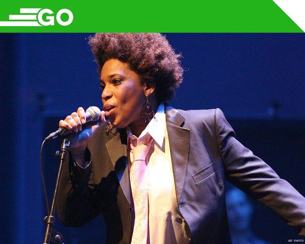 \u00a1OUT! Las Transformistas of Havana