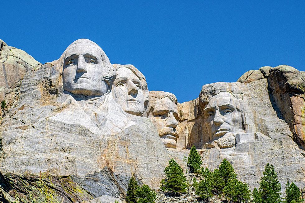 \u200bGeorge Washington, Thomas Jefferson, Theodore Roosevelt, Abraham Lincoln sculpted on Mt. Rushmore in South Dakota