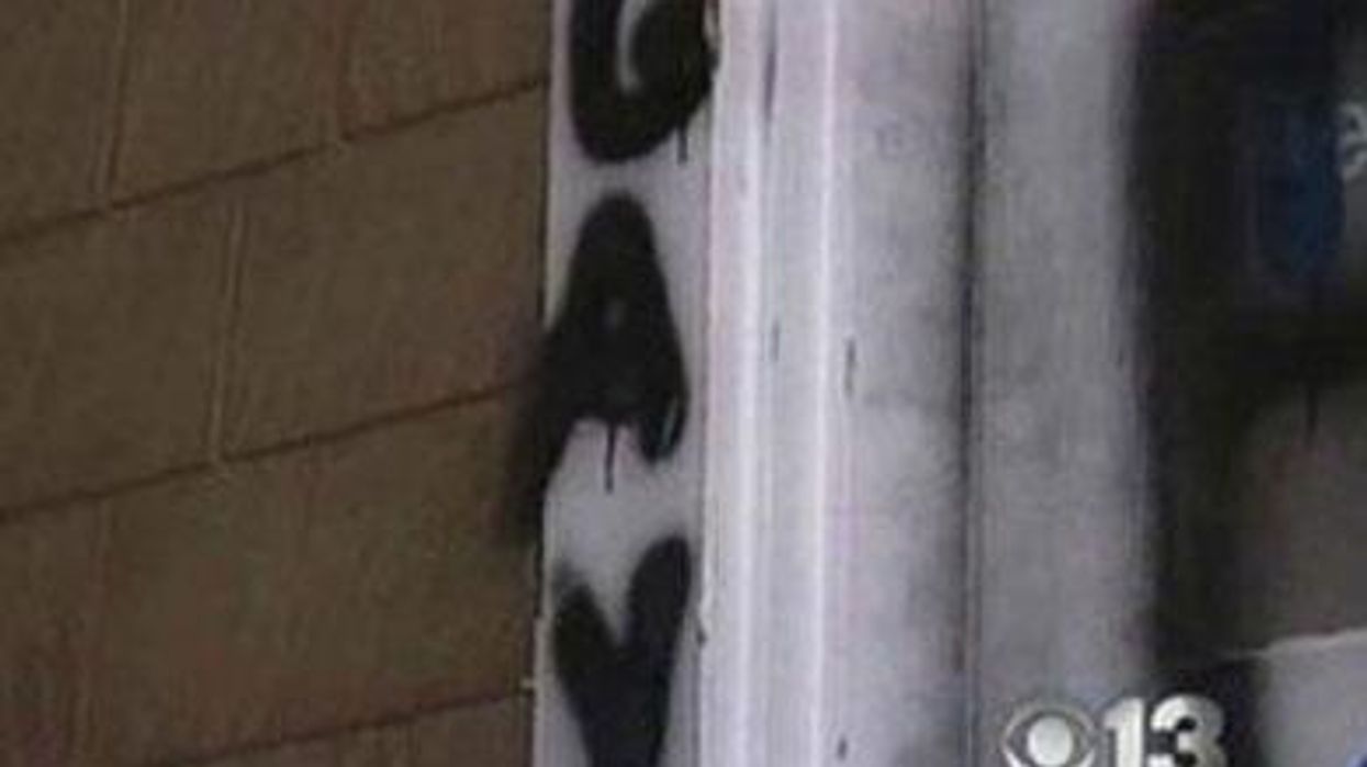 Uc-davis-graffitix390%281%29_0