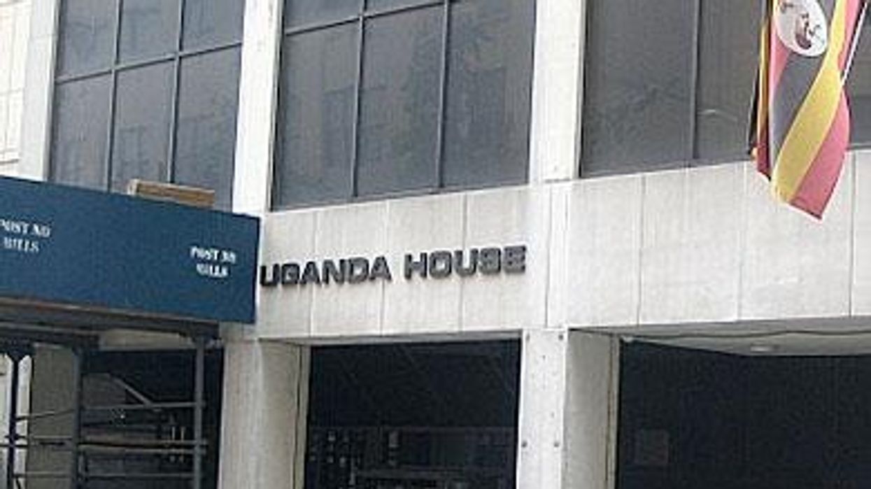 Uganda_housex390
