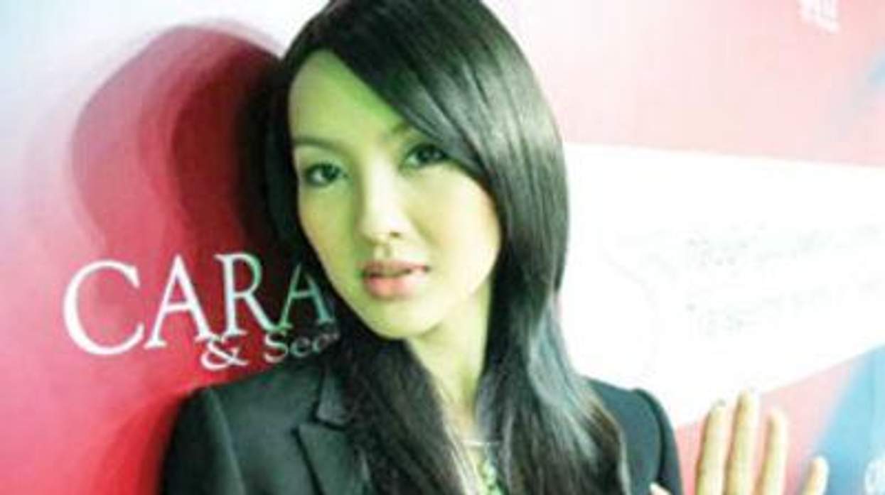 Ung-vien-chuyen-gioi-thai-lan-d2