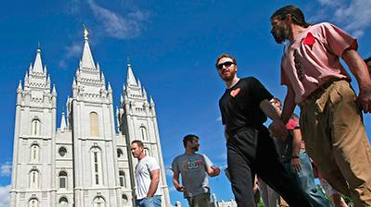 Utah-anti-discrimination-bill-mormon-temple-x400