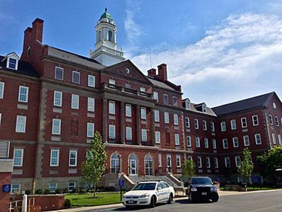 Va-huntington-medical-centerhuntingtonwstvax400_0