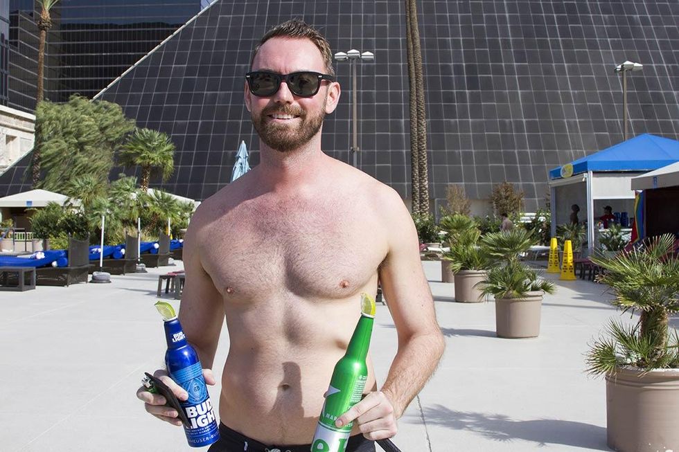 Vegas-pool-party-012