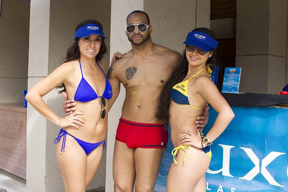 Vegas-pool-party-018