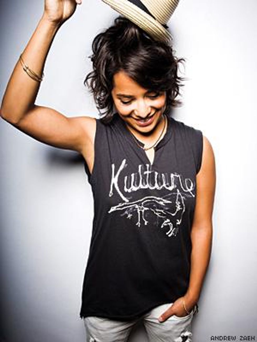 Viccimartinez_andrewzaehx300