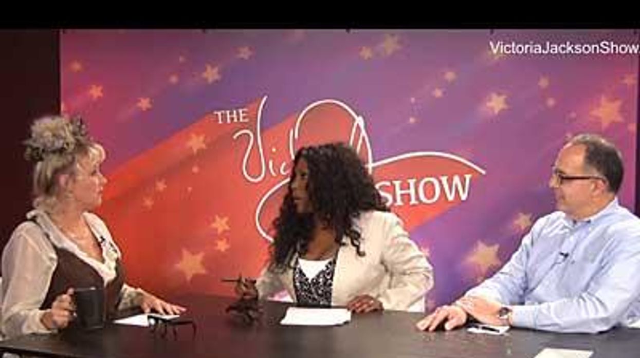 Victoria_jackson_showx400