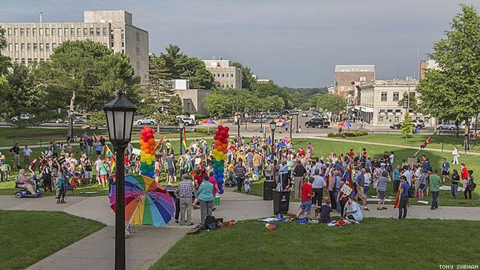 Viewfromoldcaptiolx633_0