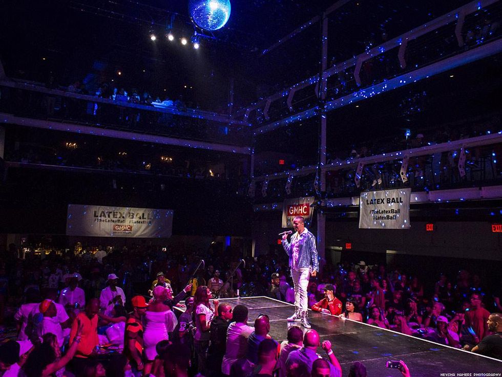 Viva-la-glam-gmhc-26th-annual-latex-ball-35