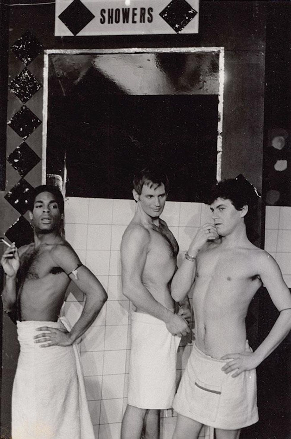 Nude Vintage Nudism - 20 Images From the Naked Age of Erotic Gay Theater