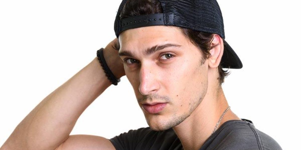 backwards snapback - Main Image