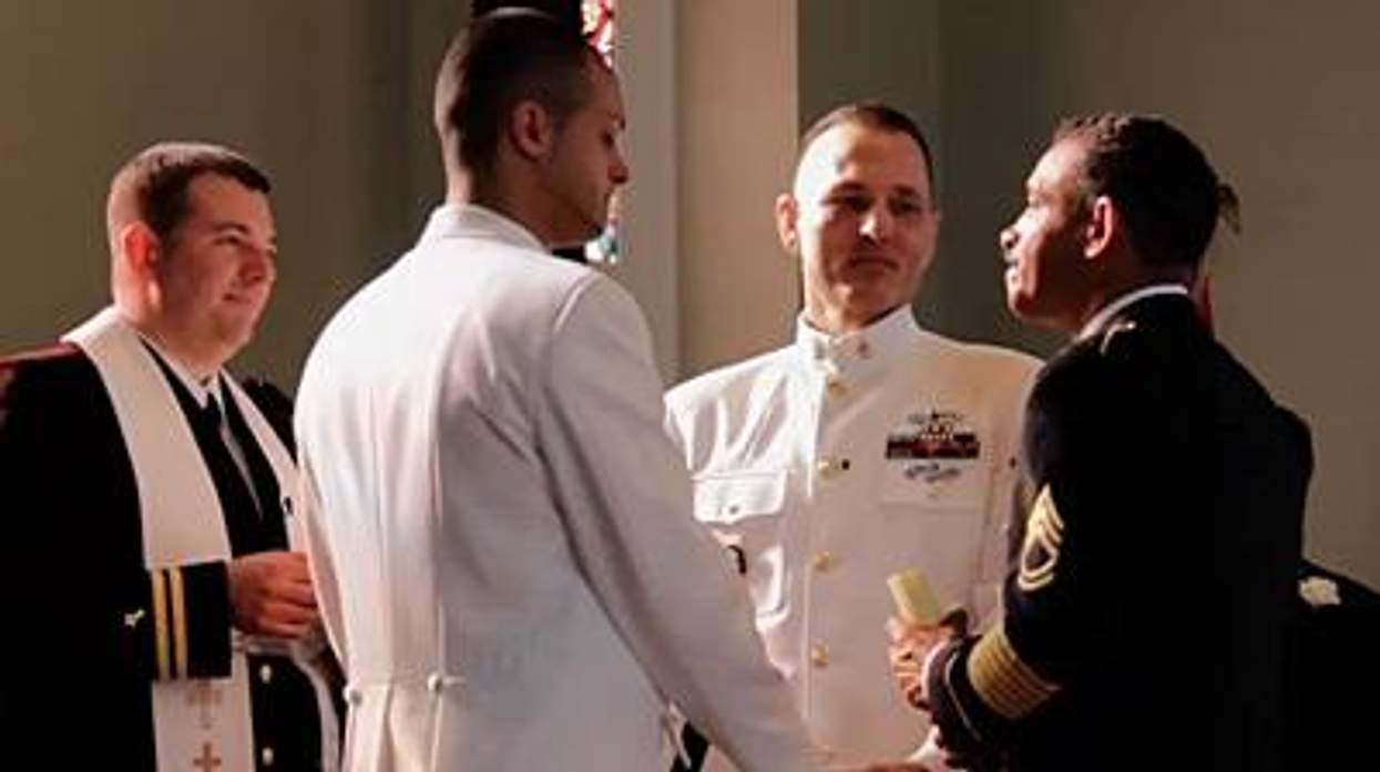 Wedding_reactionx400