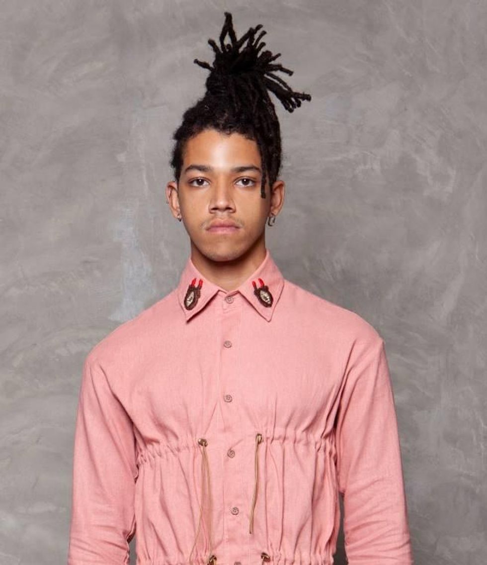 WeDu by Coreon Du embroidery details