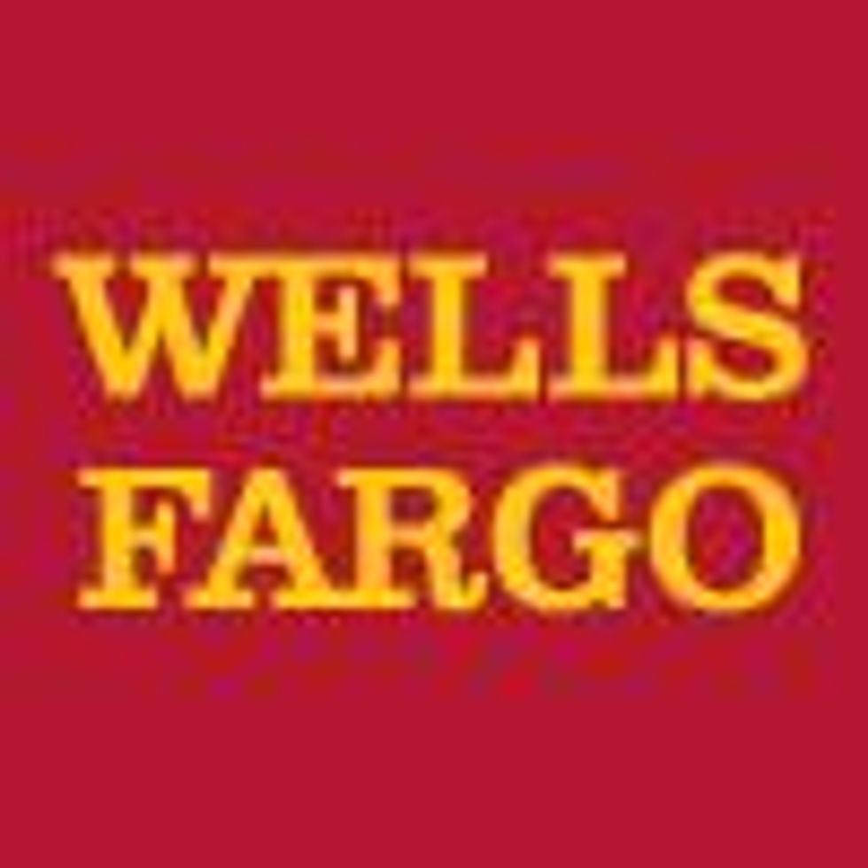 Wells_fargo_logox100_0