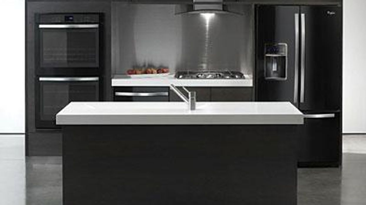 Whirlpool-blackice-kitchenx400x300
